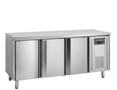 Kølebord med tre døre - GN 1/1 - Tefcold CK7310X1 - 291 liter - 1,42 kw/24 timer - 179,5 cm bred