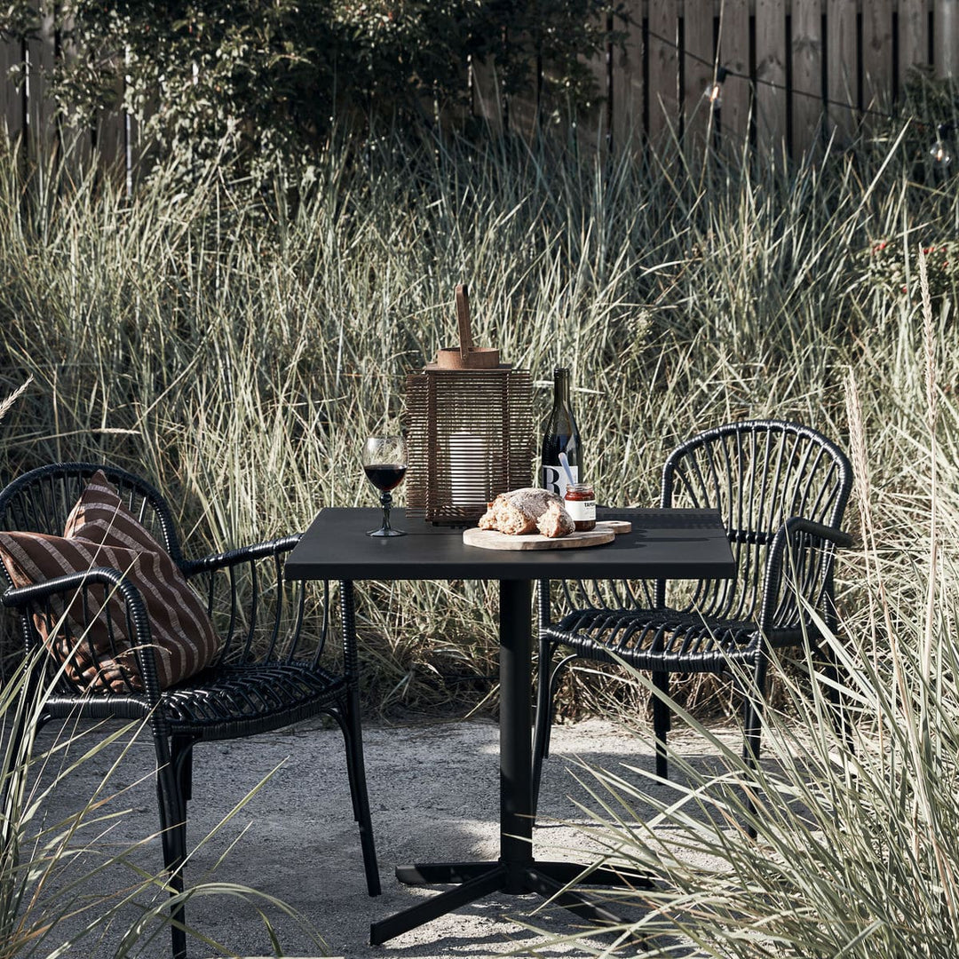 Helo cafe table - Black - 80x80 cm - Outside/inside