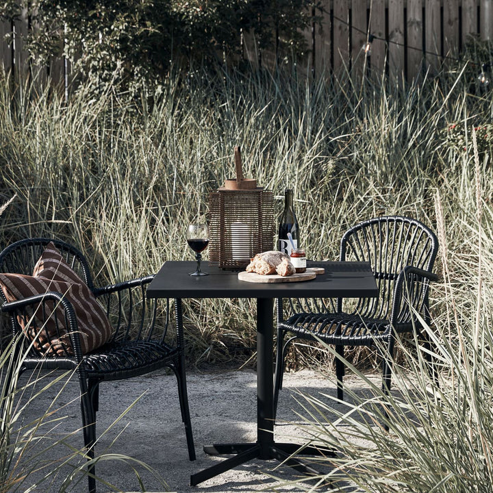 Helo cafe table - Black - 80x80 cm - Outside/inside