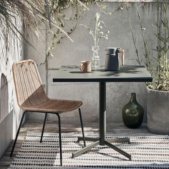 Helo cafe table - Green - 80x80 cm - Outside/inside