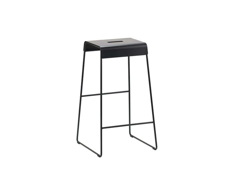 Zone A-Stool - Counter stool - 38 x 38 x 65 cm - Sort