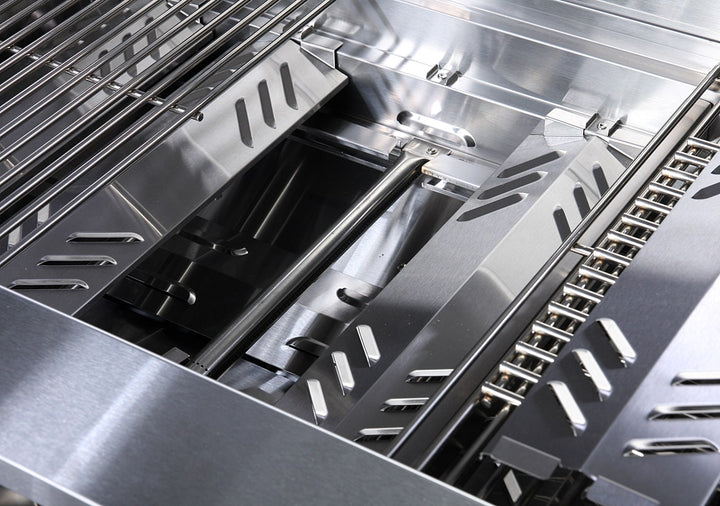 Gas grill for outdoor use with 8 burners (Wheels and handle must be fitted)