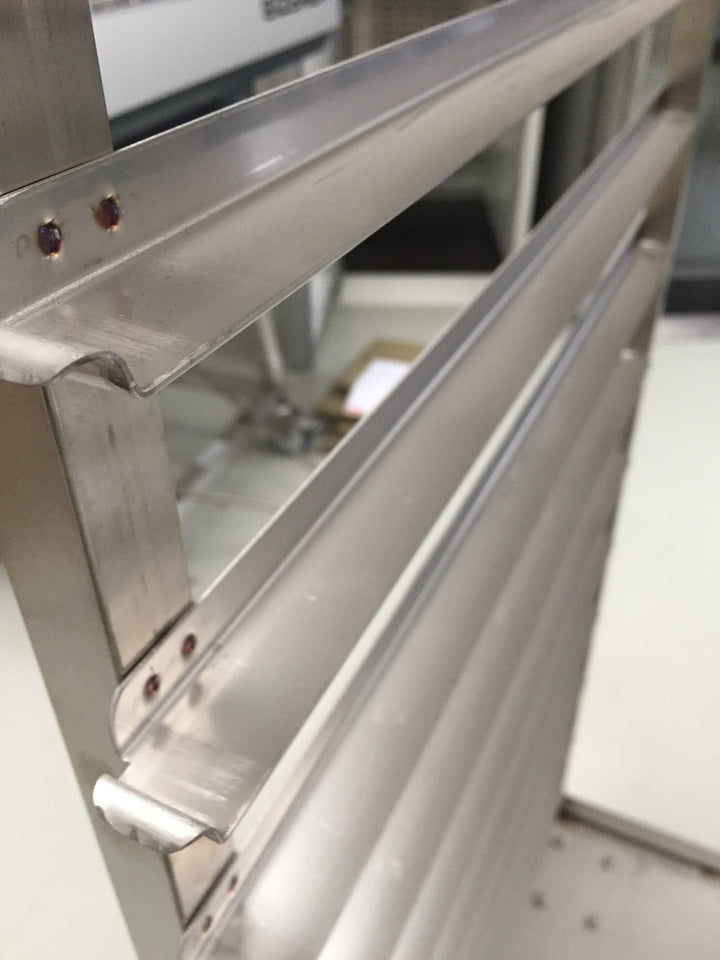 Trolley for Eurofours CF80 rack oven with 12 or 16 ribs (40 x 60 cm)